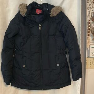 Ladies Faded Glory Navy Blue puffer jacket